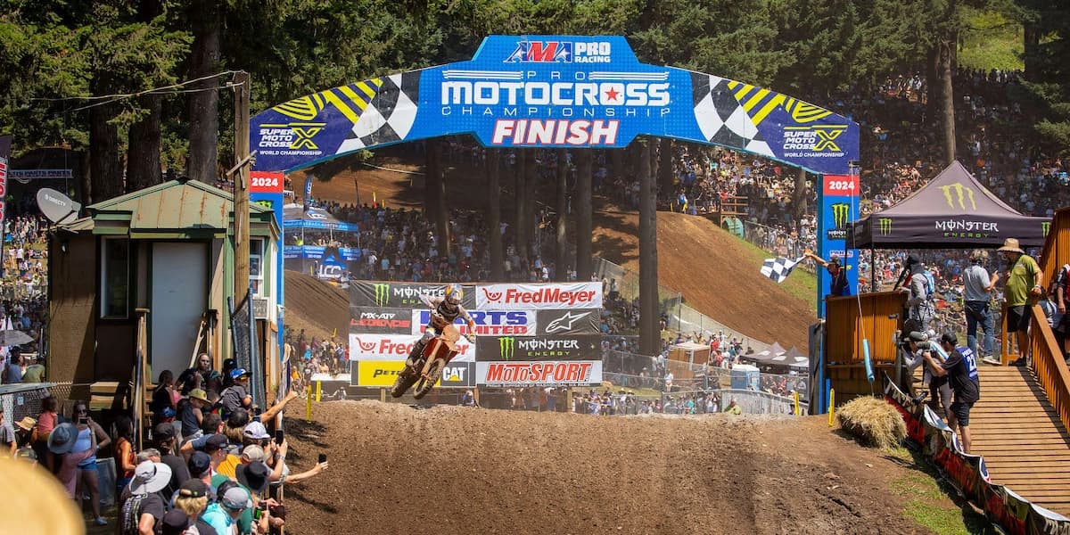 Washougal National: Sexton Dominates, Deegan Edges Out Vialle in a Thriller