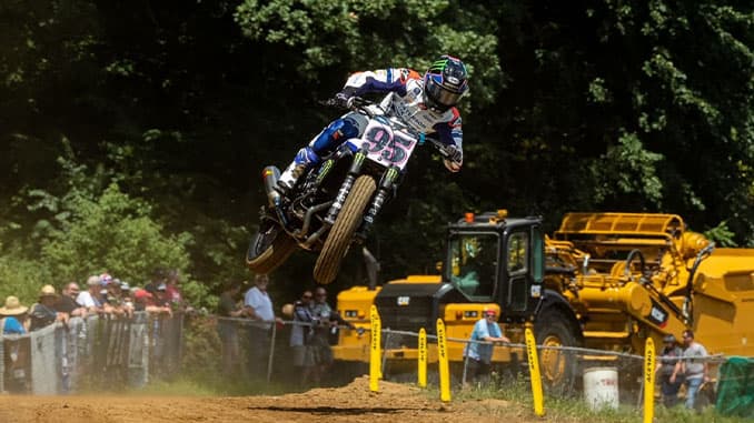 Beach Wins Clash of Titans at 75th Peoria TT