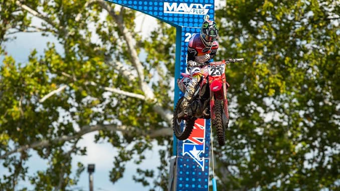 Sexton Edges Out Tomac Via Tiebreaker at Ironman to Take Historic Lucas Oil Pro Motocross Championship Title Fight Down to the Wire
