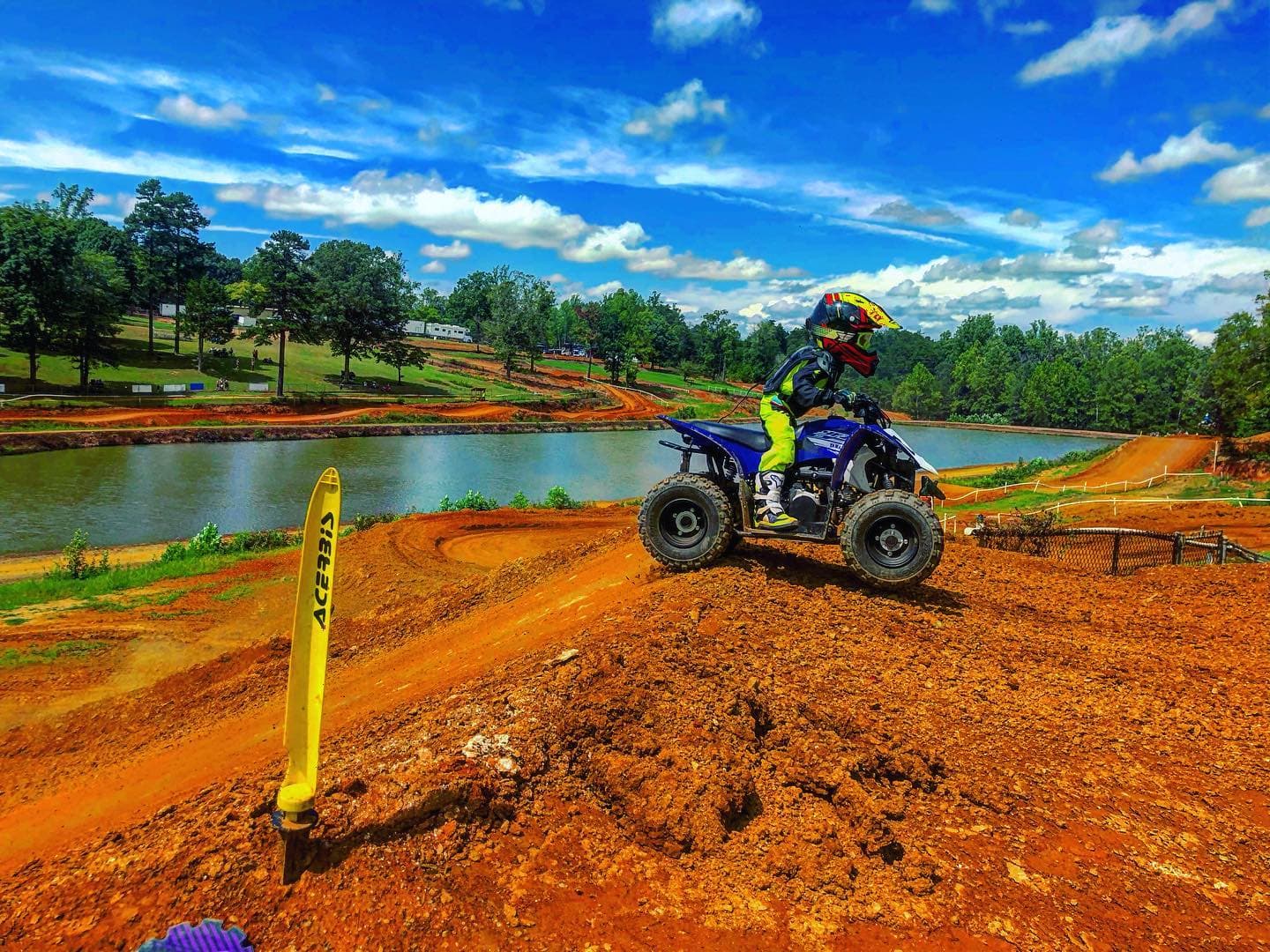Lake Sugar Tree Motorsports Park photo 4